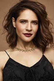 Monique Gabriela Curnen